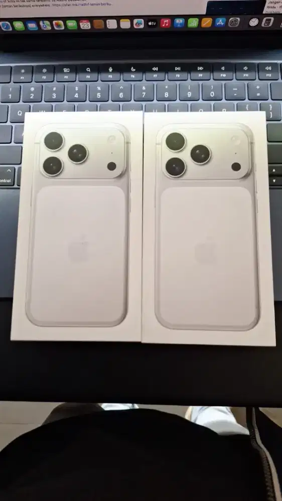 iPhone 17 pro 256 Silver Garansi resmi