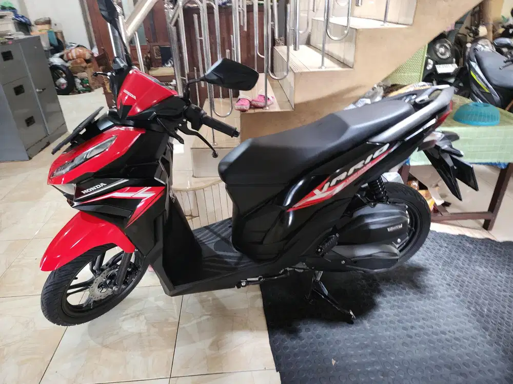 Vario 125 k2v hitam merah 2024 gbm