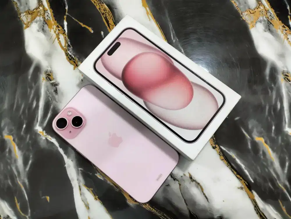 iPhone 15 Pink 128 GB Garansi iBox BH 85