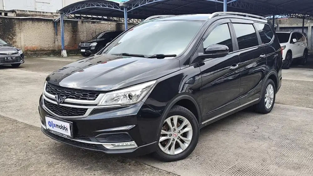 Pajak Panjang - Wuling Cortez 1.5S T Lux Bensin-AT 2020
