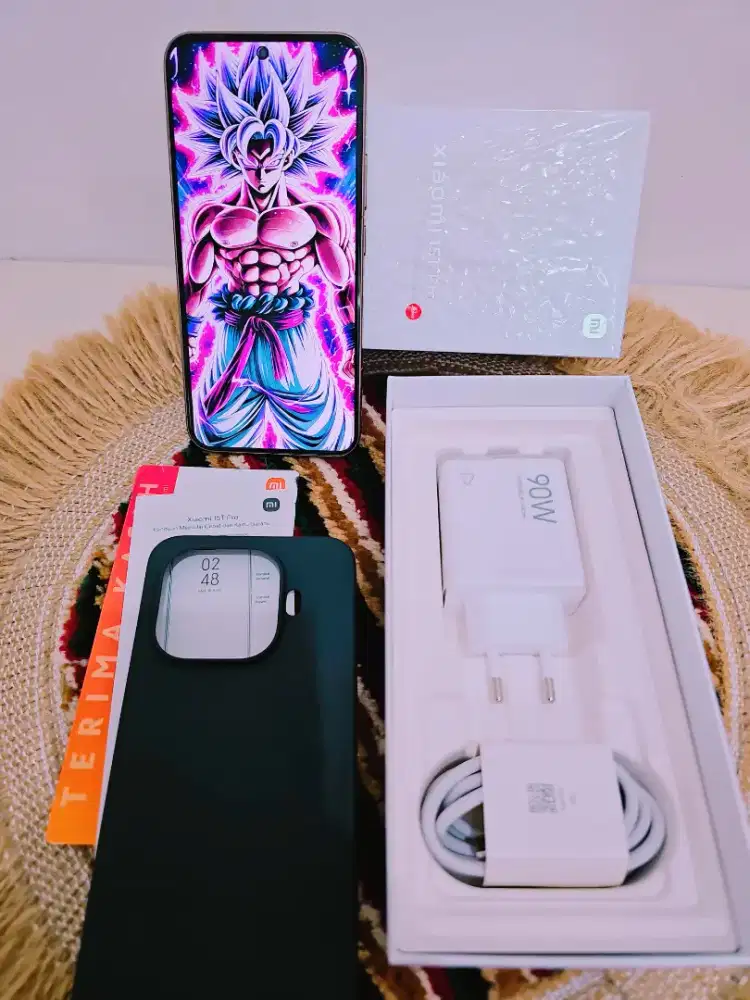 Xiaomi 15T Pro 5G Gold 12/512 Fullset Ori Garansi Bulan 10 2027