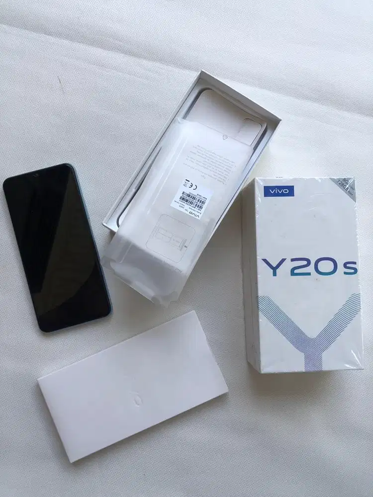 Dijual Vivo Y20s 8/128 blue second