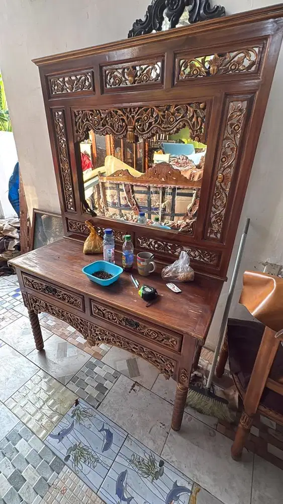 Meja konsul jati asli