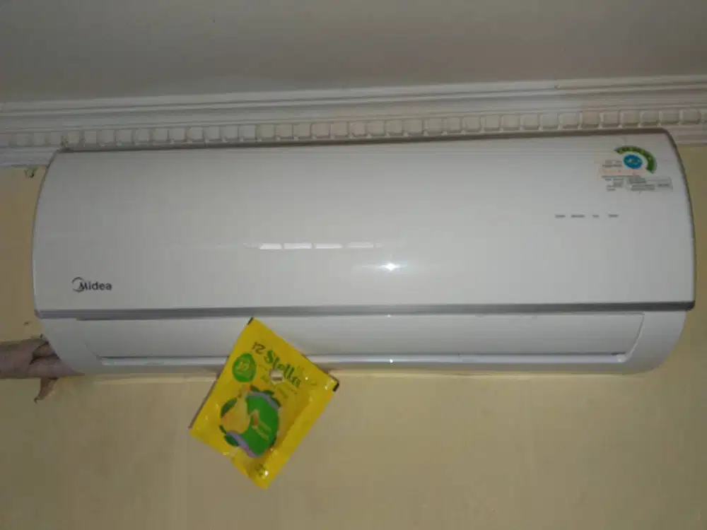 Jual AC second 2023, pemakaian baru 1 th, mulus, dingin & terawat