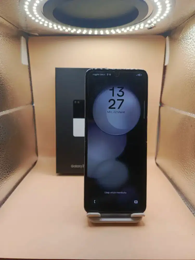 SAMSUNG Z FLIP 5 5G RAM 8/512GB ORIGINAL SEIN MULUS NORMAL FULLSHET