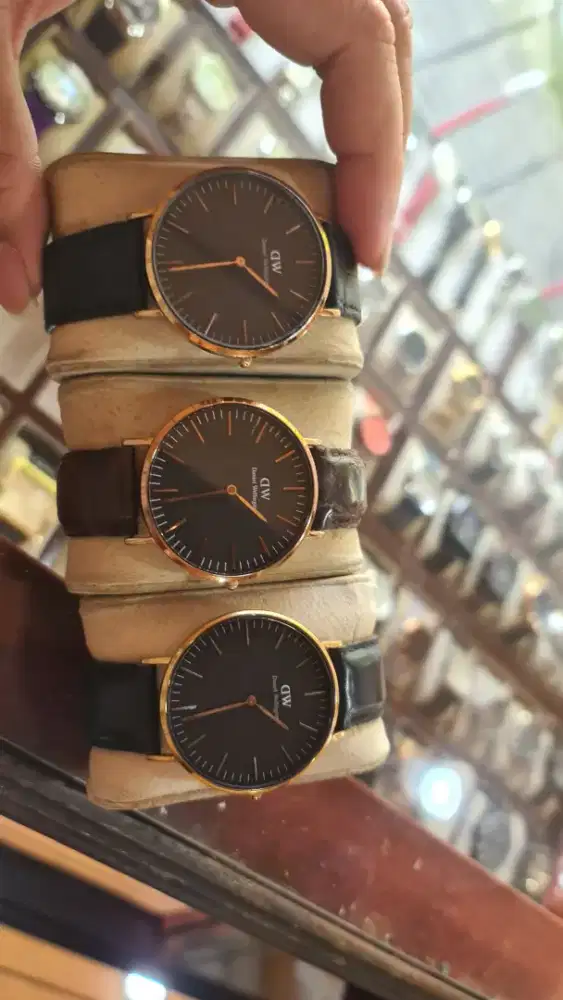 Jam tangan Daniel Wellington