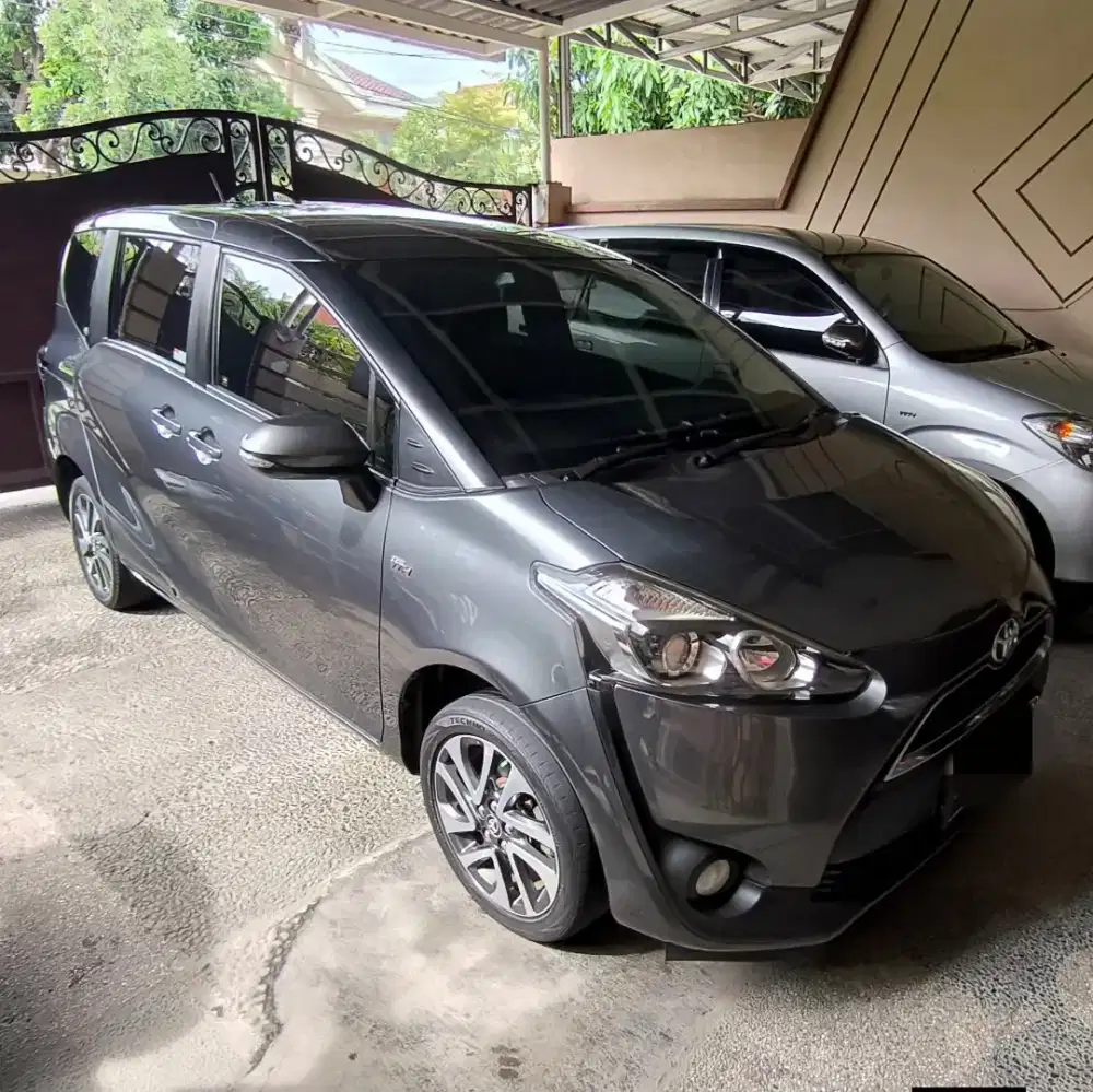 2016 Toyota Sienta V Manual