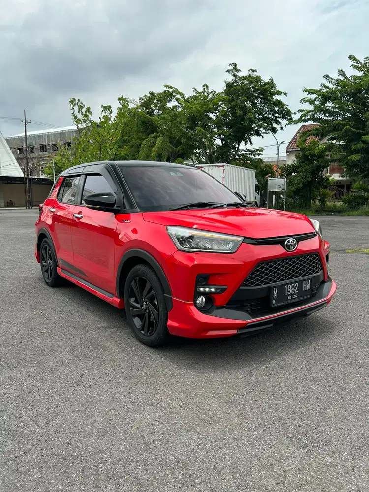 DP 30 JT KM 37 RB RAIZE GR SPORT TSS TWO TONE MATIC / AT 2021 #2021