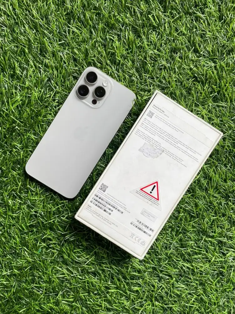 Iphone 15 Pro Max 256gb ibox fullset ori  Natural Titanium