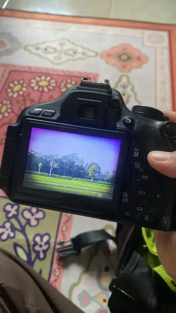 DIJUAL KAMERA CANON 600D