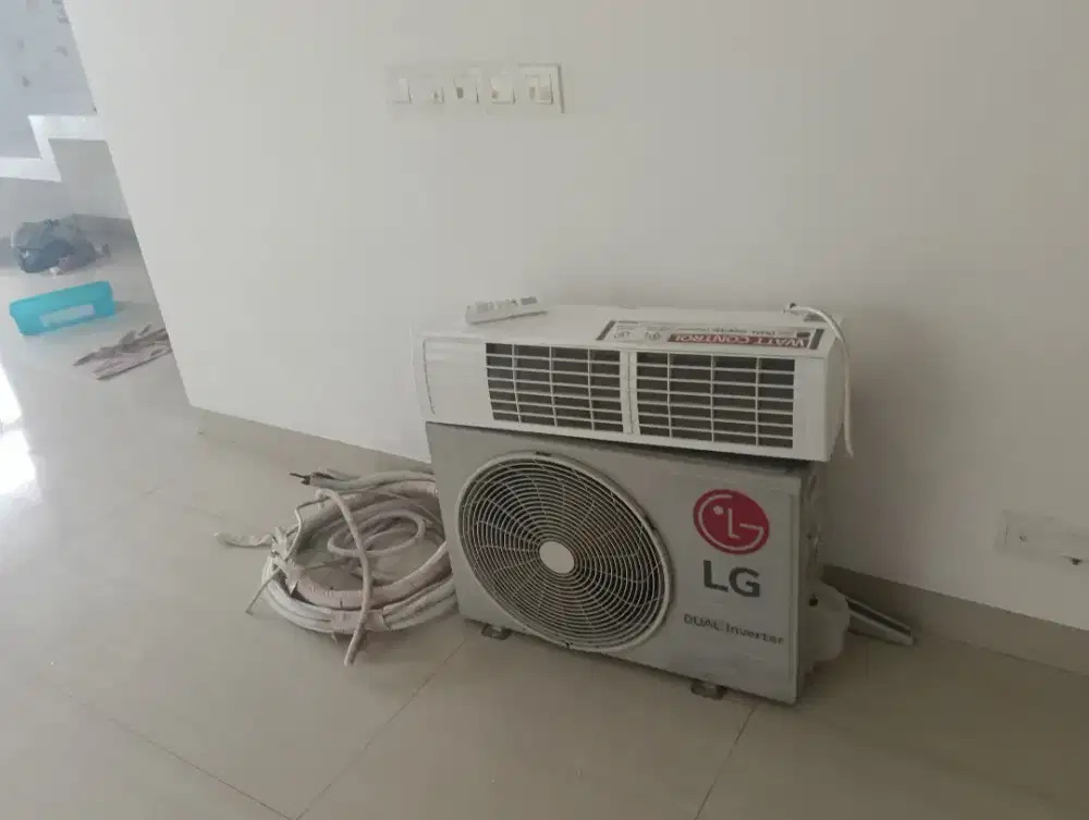AC LG inverter 1/2 pk