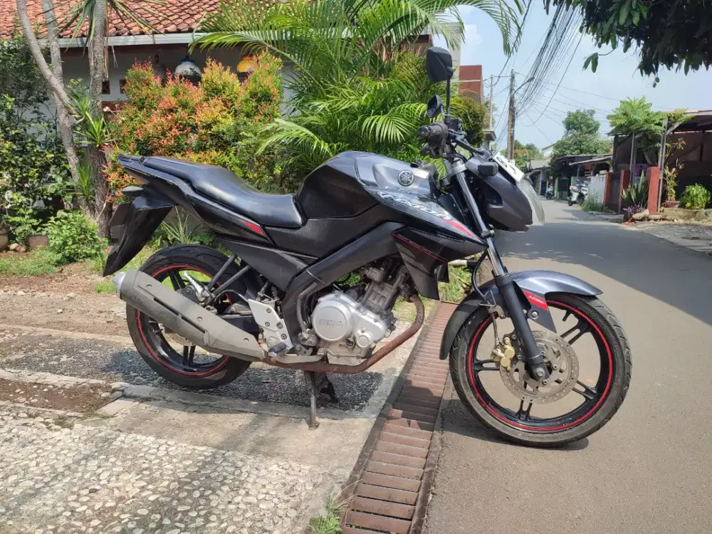 YAMAHA VIXION KS TAHUN 2014 SS LENGKAP
