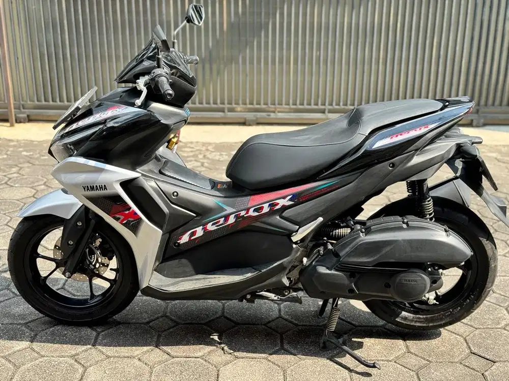 DIJUAL AEROX NEW 155 VVA CONNECTED 2023 HITAM