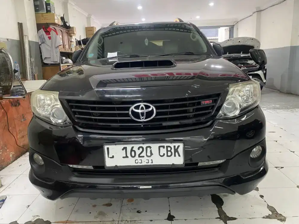 Toyota Fortuner G VNT TRD Solar 2014
