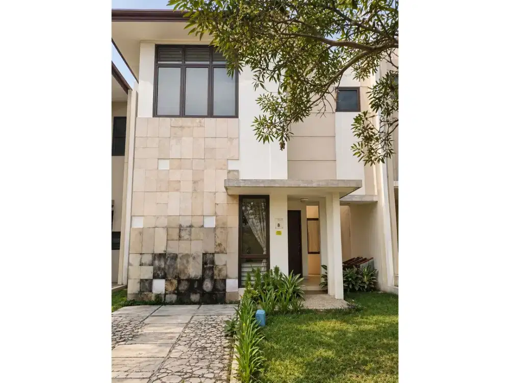 DIJUAL RUMAH MEWAH 2 LANTAI BAGUS DI ATMOSPHERE SENTUL CITY SSR1049
