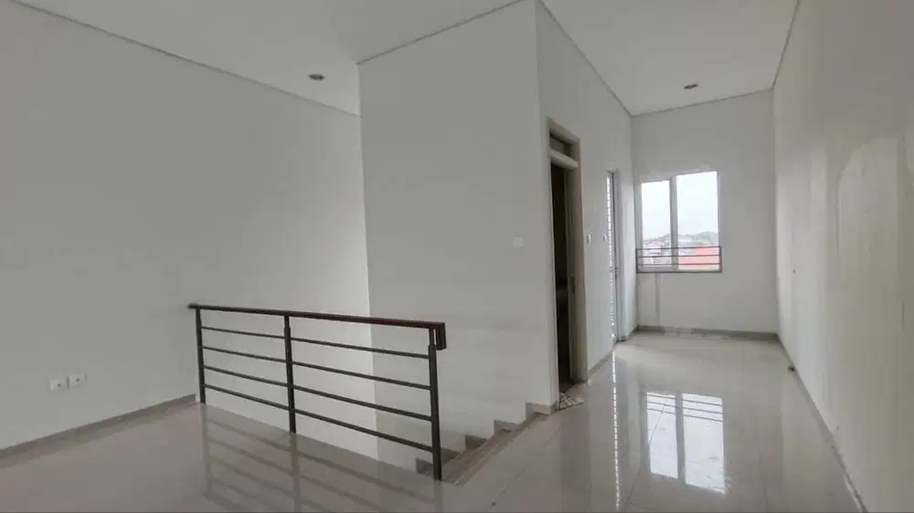 Disewakan Ruko Baru Mainroad Pelajar Pejuang Dekat Hotel Horison