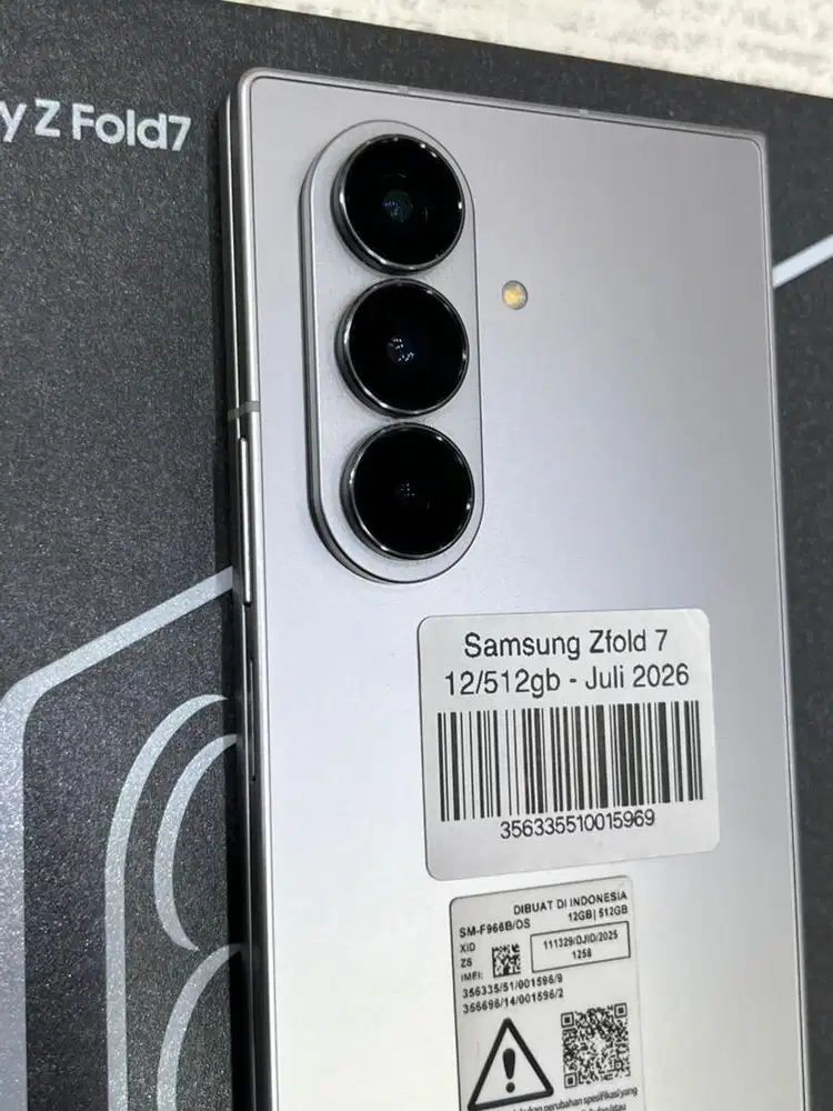 Samsung fold 7 Ram 12/512gb