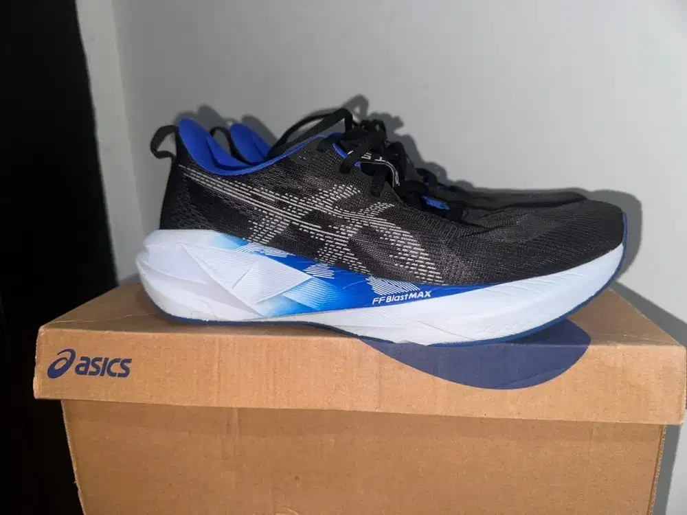 Asics Novablast 5