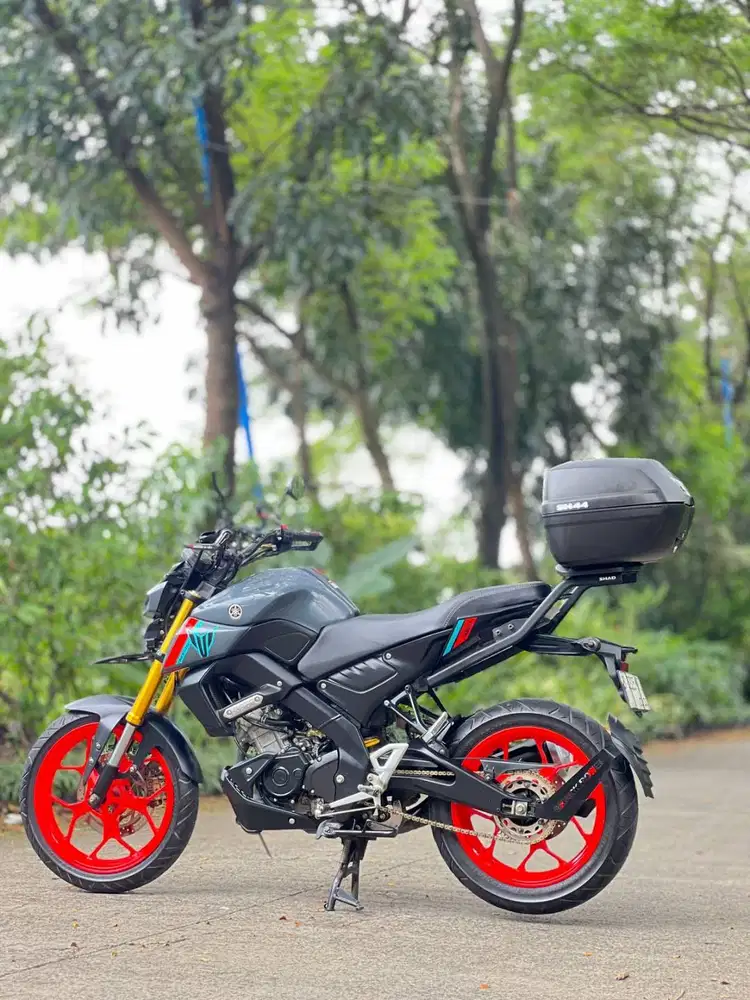 YAMAHA MT15 2021 GREY KM LOW PAJAK PANJANG SIAP GAS JAUH