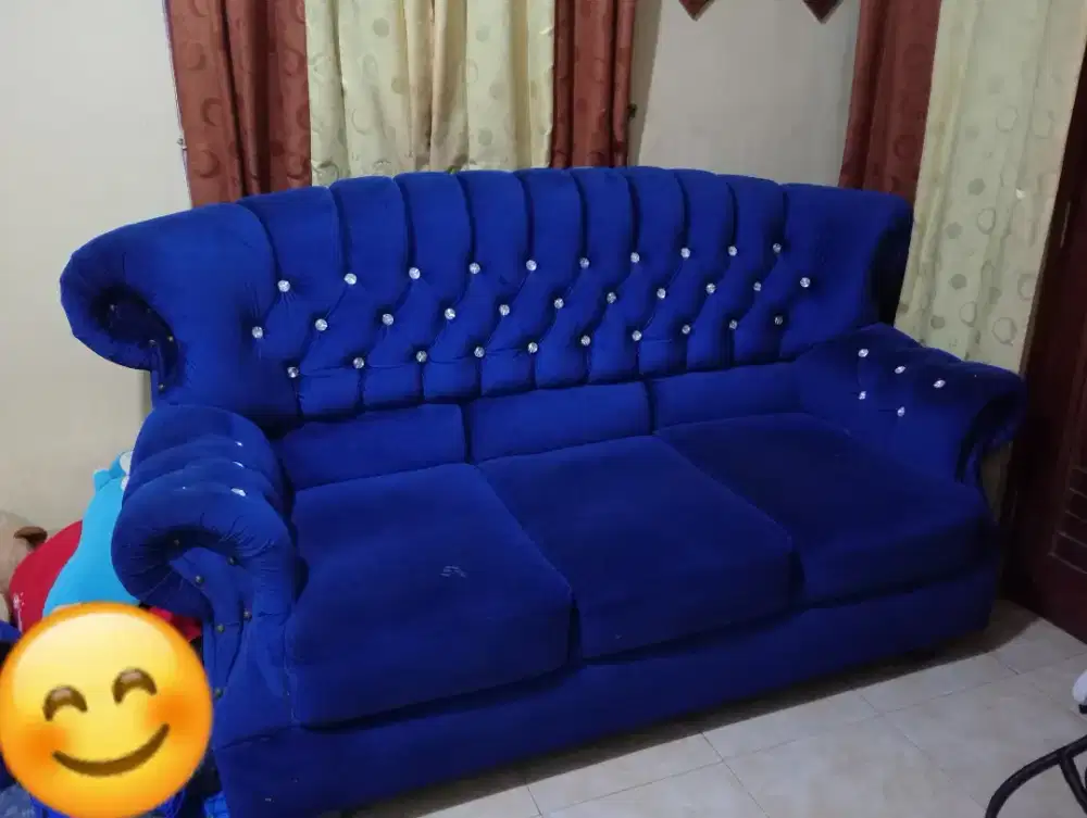 Jual sofa bekas serasa baru
