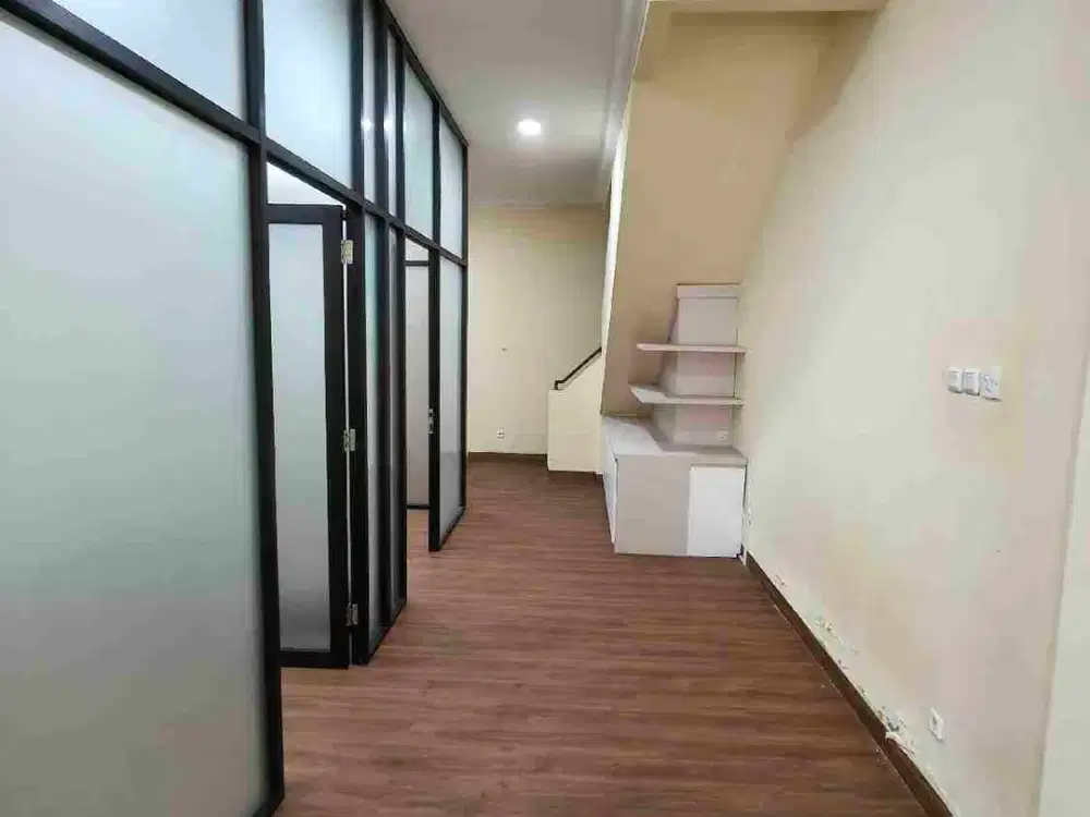 Disewakan Ruko PIK 1 Rapih bekas kantor Pantai Indah Kapuk Jakarta Utara