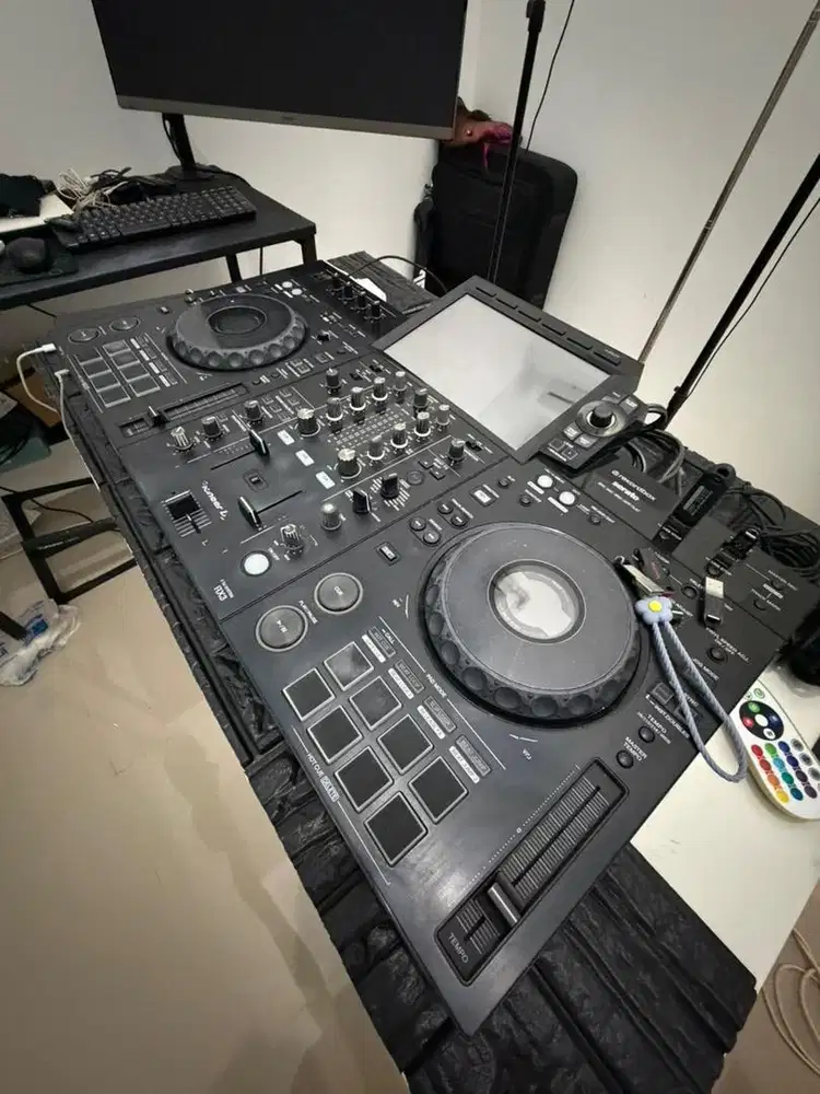 Alat DJ XDJ RX3