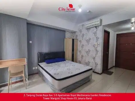 Studio Furnished Royal Mediterania Garden Grogol Dekat Kampus dan Mall