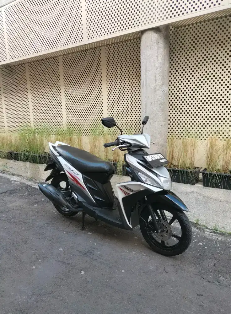 Yamaha Mio Z 125 CW 2016 Full Original Mulus Segel Lengkap Pajak Hidup