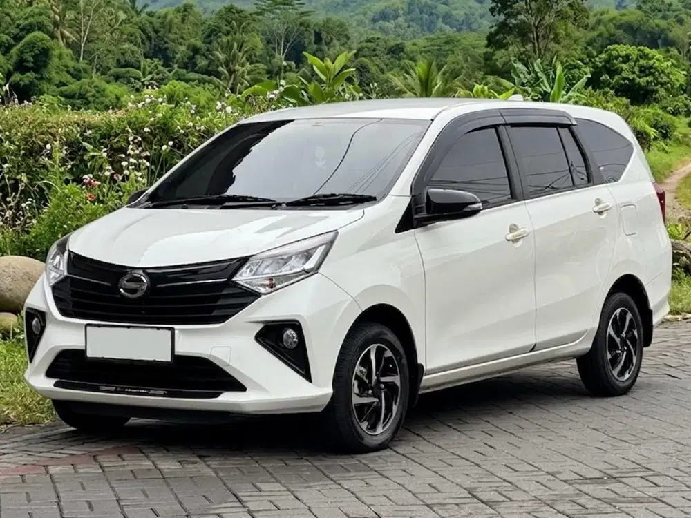 Daihatsu Sigra R 1 2 AT km 10 Rb istimewa