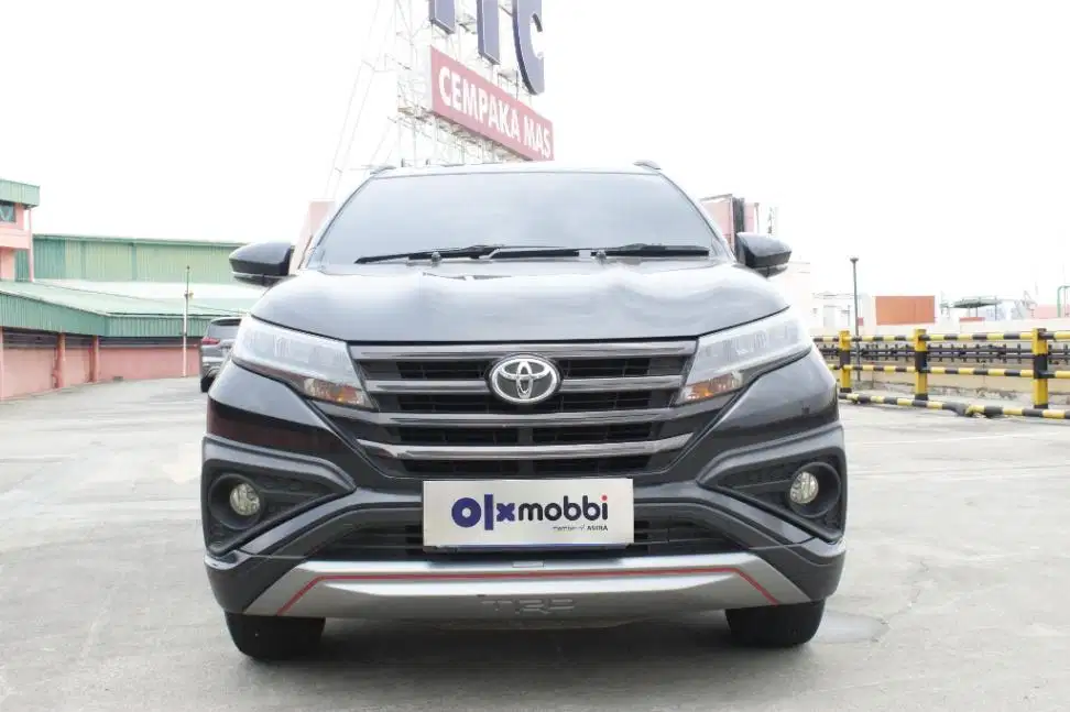 TDP 10JT, Toyota Rush 1.5 S Bensin-AT Hitam 2019