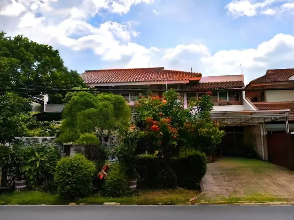 Pondok Indah Rumah Elite Mewah Jalan Lebar 3 Lantai