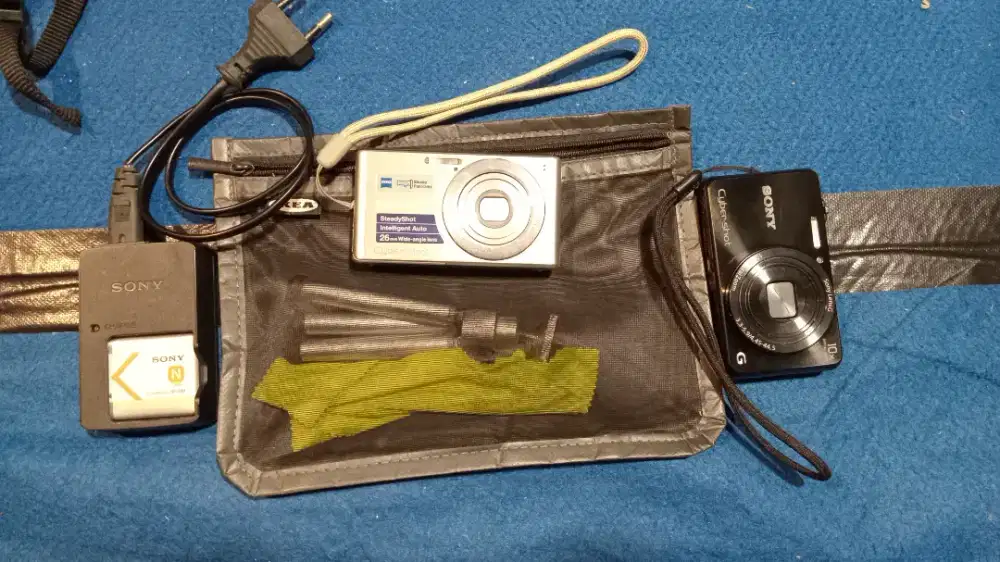 Camera Digital Sony Cybershot DSC-W530+Sony Cybershot DSC-WX220 Bekas