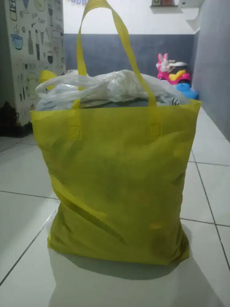 pakaian dan kopiah gratis