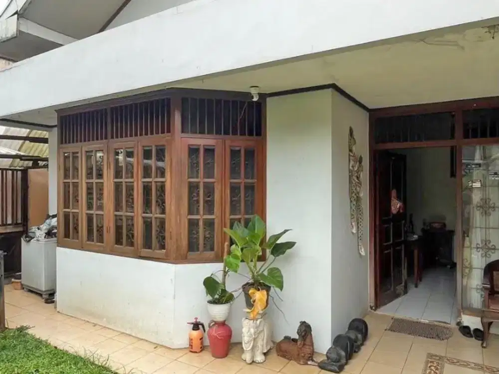Rumah Nyaman di Komplek Kompas, Pesanggrahan - Jakarta Selatan