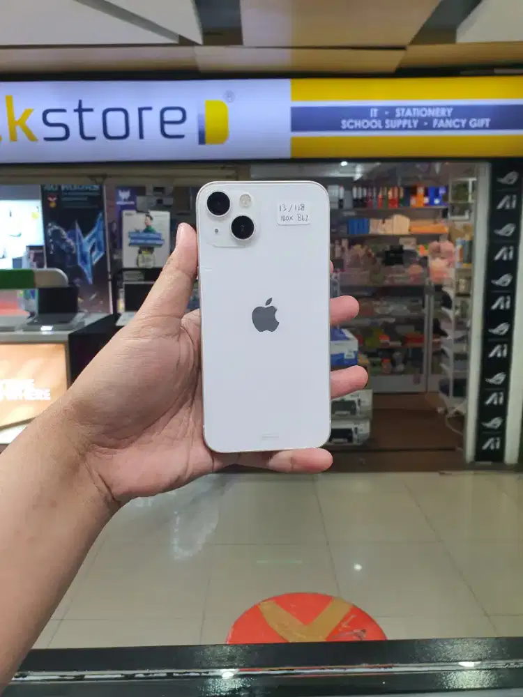 Iphone 13 128 GB resmi ex iBox