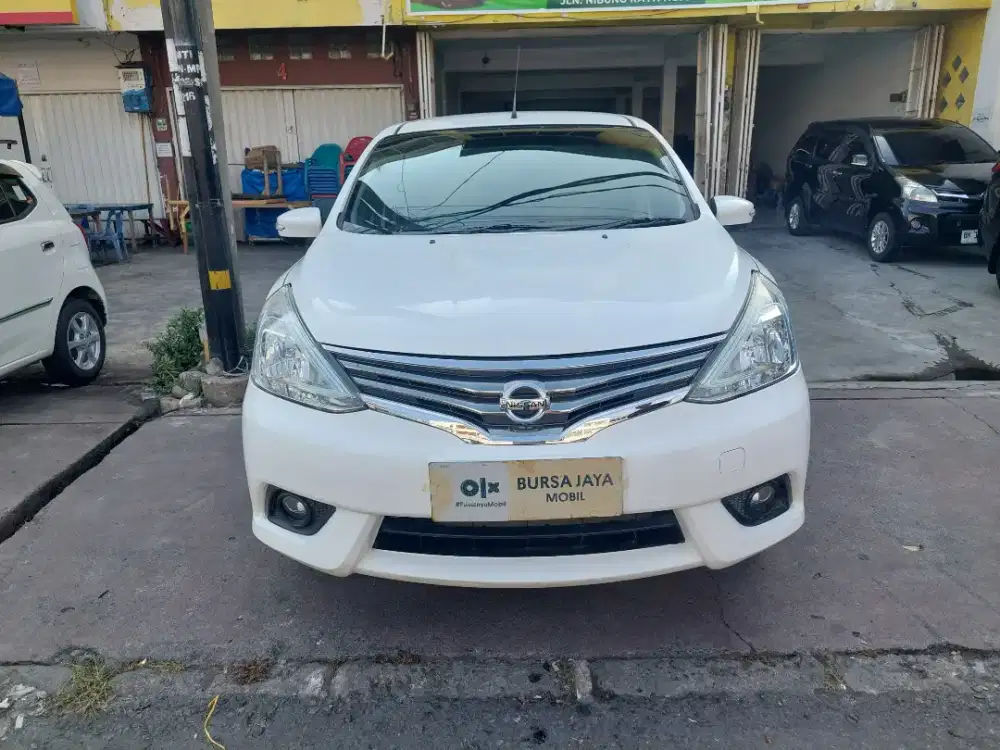 NISSAN GRAND LIVINA XV 1.5 A/T PUTIH 2017