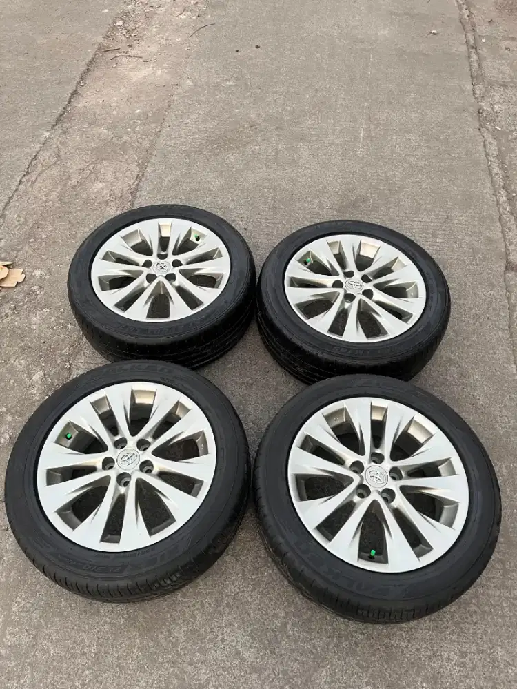 Velg original Alphard R18