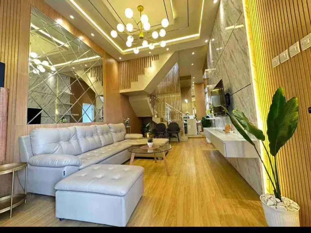 DIJUAL RUMAH FULL FURNISH & ELEKTRONIK + DESAIN INTERIOR EKSKLUSIF DI SUKUN MALANG