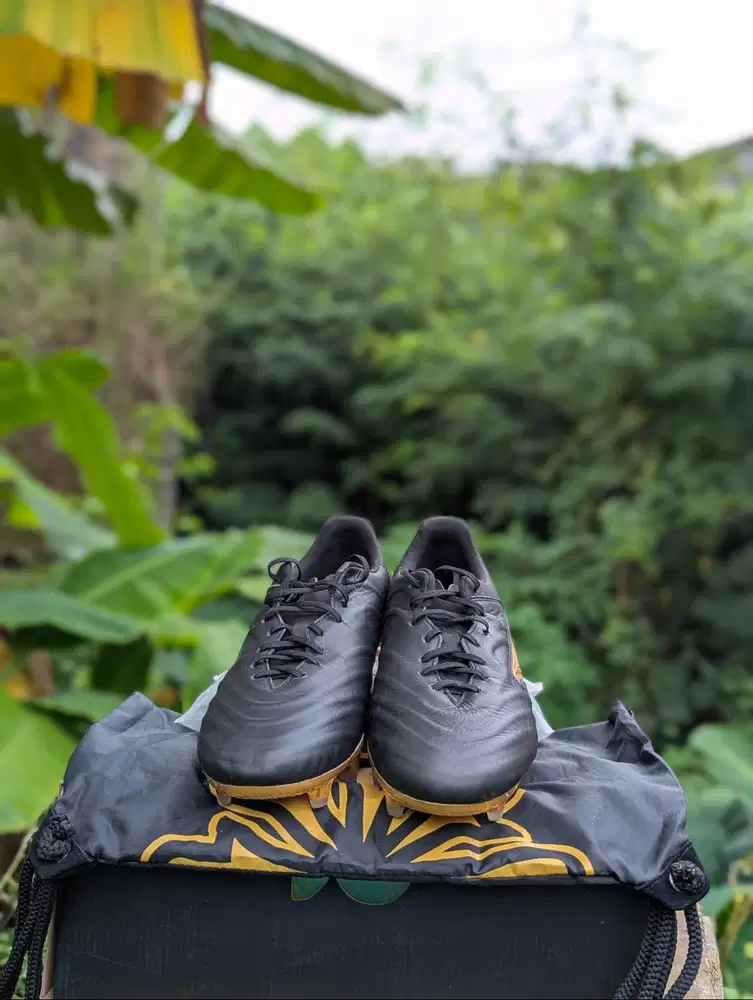 Sepatu Bola Brodo Mezzala Soccer Pro Black FG