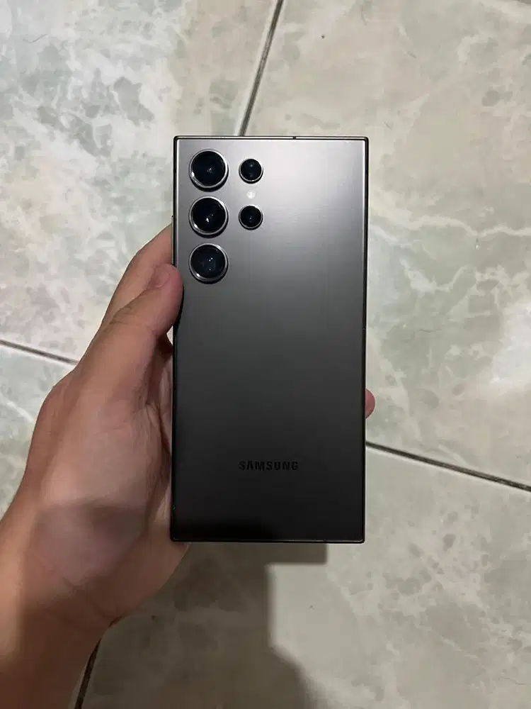 Samsung S24 Ultra 12/1tb sein