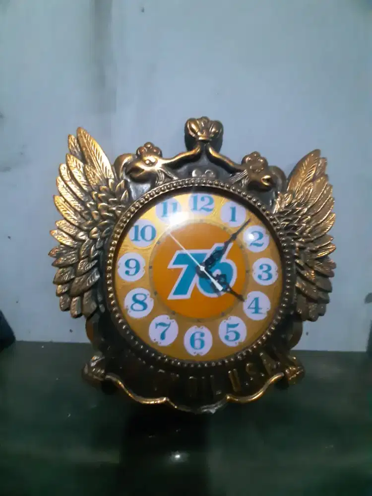 Jam dinding vintage iklan union oil usa