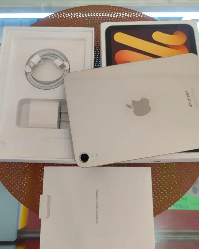 iPad Mini 7 A17 Pro 128GB Gold WiFi Only | Mulus 95% | Full Set