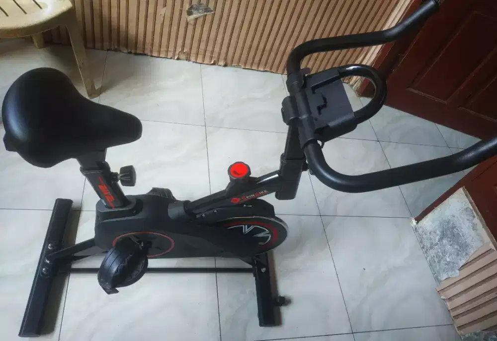 Sepeda Statis Spinning Bicycle Exercise