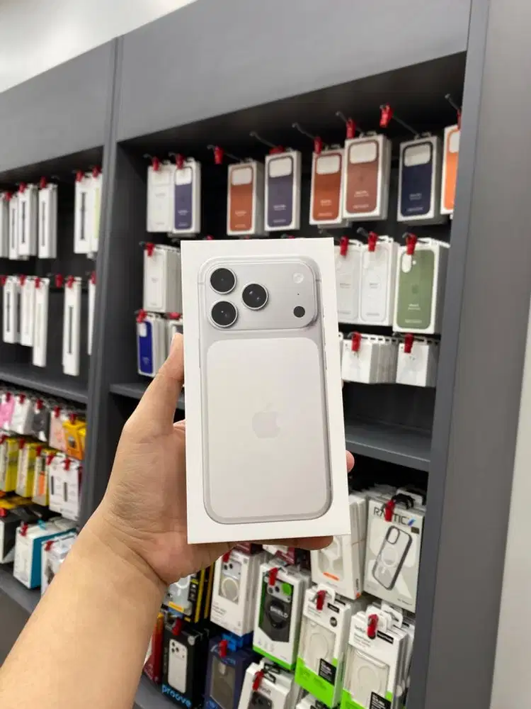 IPHONE 17 PRO 256GB SILVER