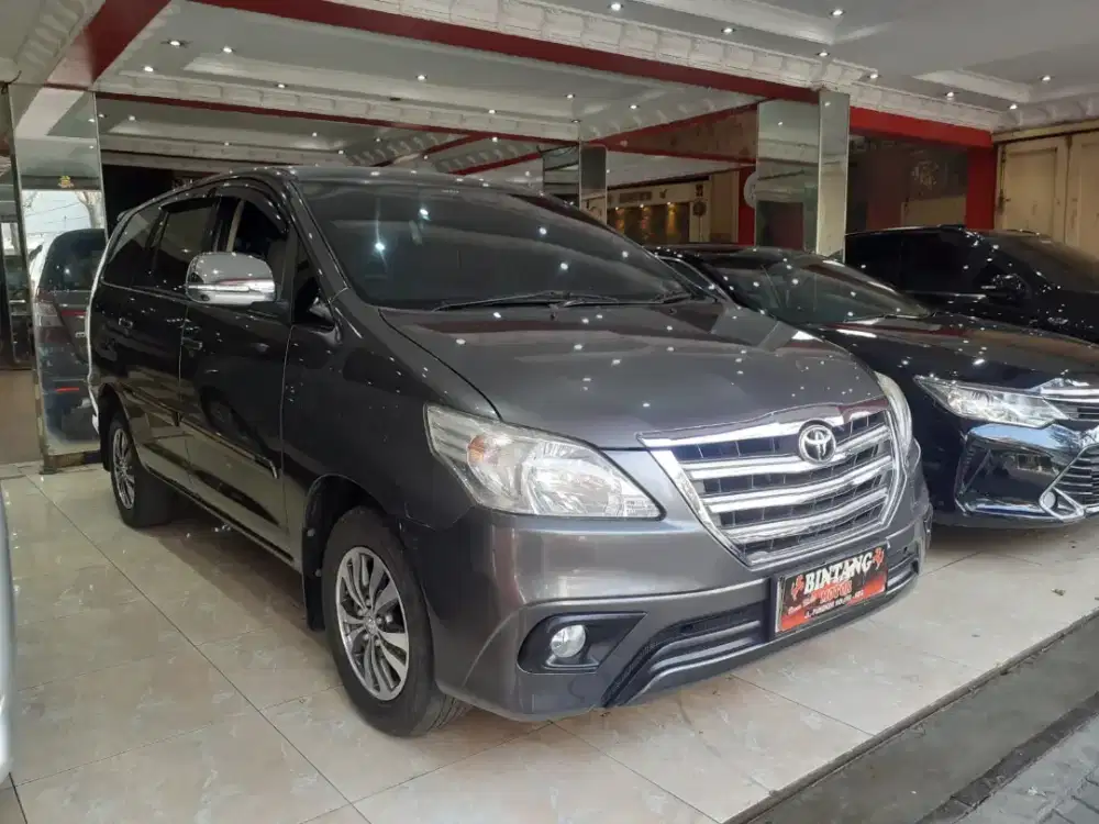 TOYOTA INNOVA 2.0 MT 2015 GREY  / MODEL BARONG [BINTANG MOTOR]