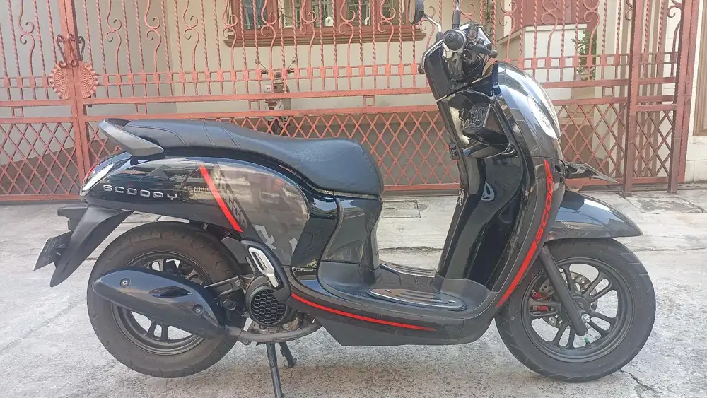 Honda Scoopy tahun 2021.