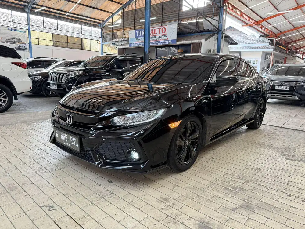 ANTIK 30 rb Honda Civic turbo Hatchback CVT 2018 Hitam matic 2019 2020