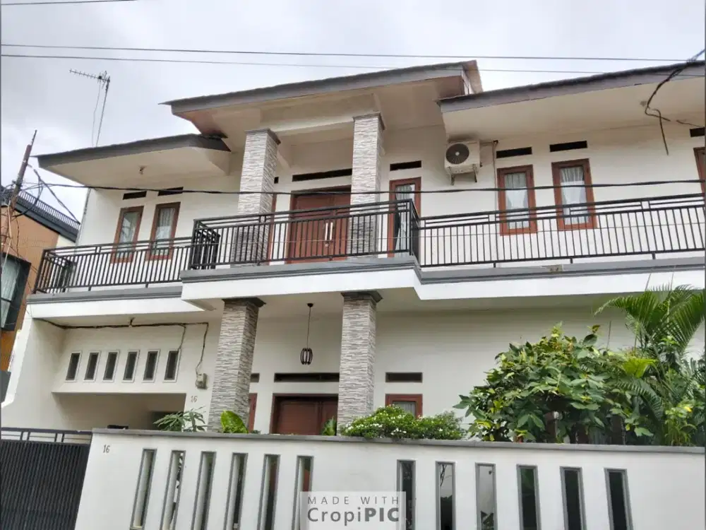 Rumah 2 Lantai Luas di Pondok Gede – Lokasi Strategis Dekat Mall & Fasilitas Umum!