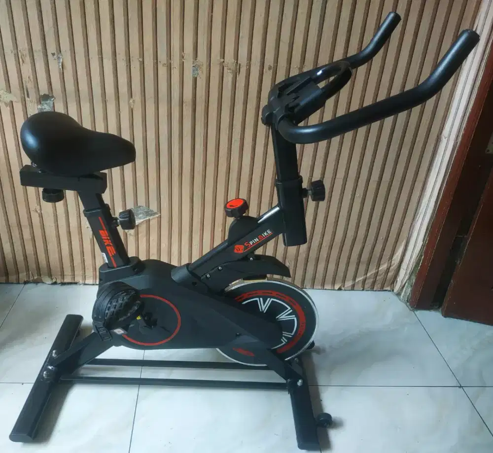 Sepeda Statis Spinning Bicycle Exercise