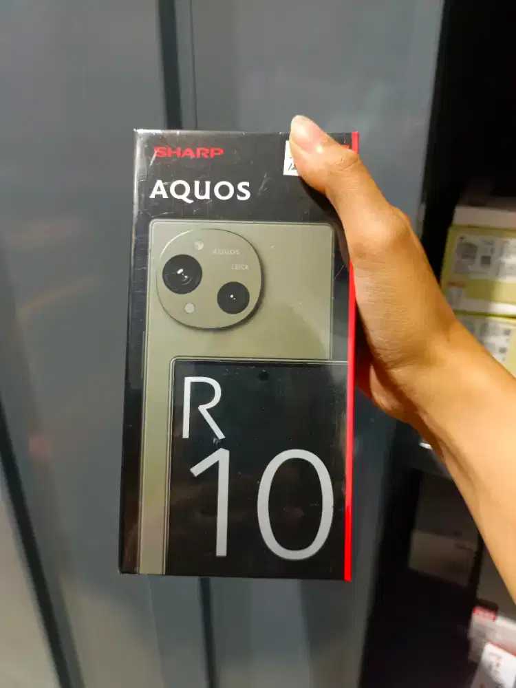 SHARP AQUOS R10 12/612
